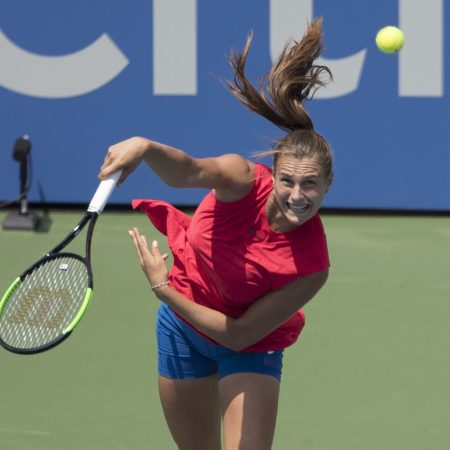 World’s no.2 Aryna Sabalenka goes straight to the semi-final by eliminating Coco Gauff