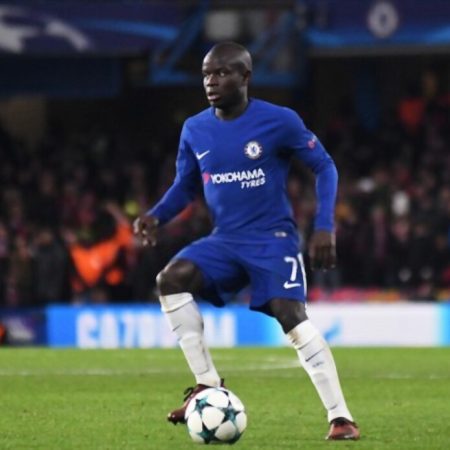 Chelsea desperate to retain top midfielder N’Golo Kante as hefty new contract negotiations are underway