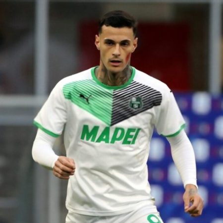 World Cup champion makes a point about West Ham’s Gianluca Scamacca amid comparisons to an Italian striker Mateo Retegui