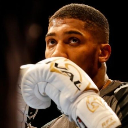 Anthony Joshua: “I like to box rather than fight”