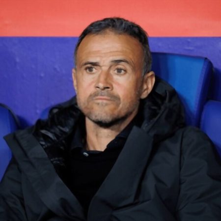 Luis Enrique moves closer to taking over as the next Chelsea manager