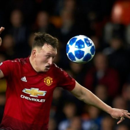 Man United defender Phil Jones to LEAVE club this summer