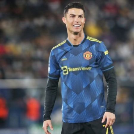 Cristiano Ronaldo is now the highest-paid athlete in the world