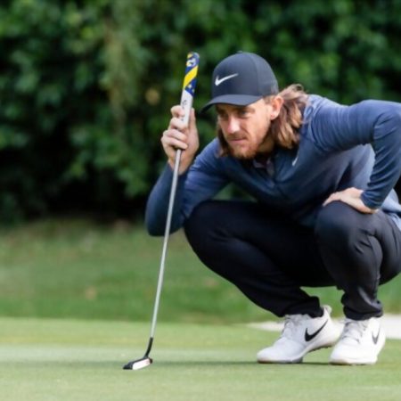 Tommy Fleetwood leads the Wells Fargo Championship; Rory McIlroy makes a comeback