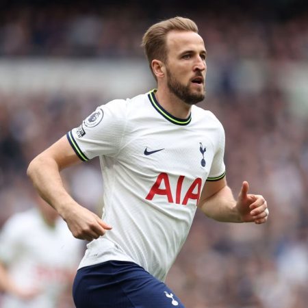 Bayern Munich is likely to increase its bid for Tottenham star Harry Kane