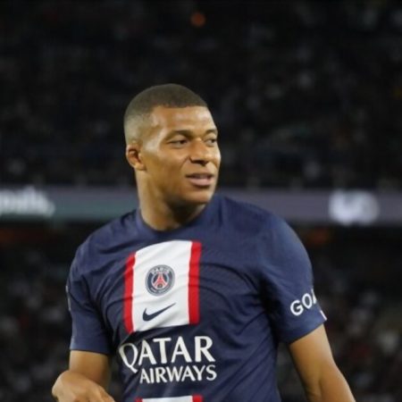 Mbappe refuses to sign PSG extension; Is the end for Mbappe at PSG near?