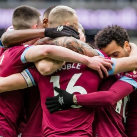 West Ham defeats Fiorentina to win Europa League