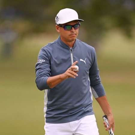 Rickie Fowler wins the Rocket Mortgage Classic play-off