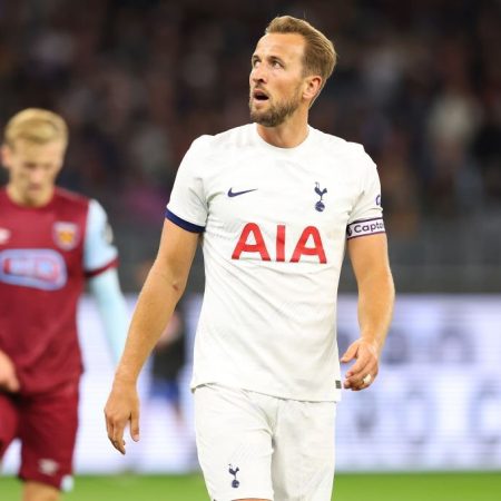 Why did Harry Kane choose to sign with Bayern Munich?