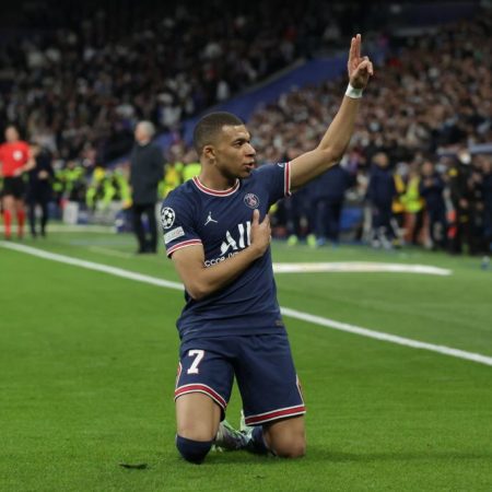 PSG tries to force Mbappe’s exit by contacting Chelsea