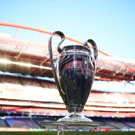 How much will English clubs receive from the £1.7bn Champions League prize pool?